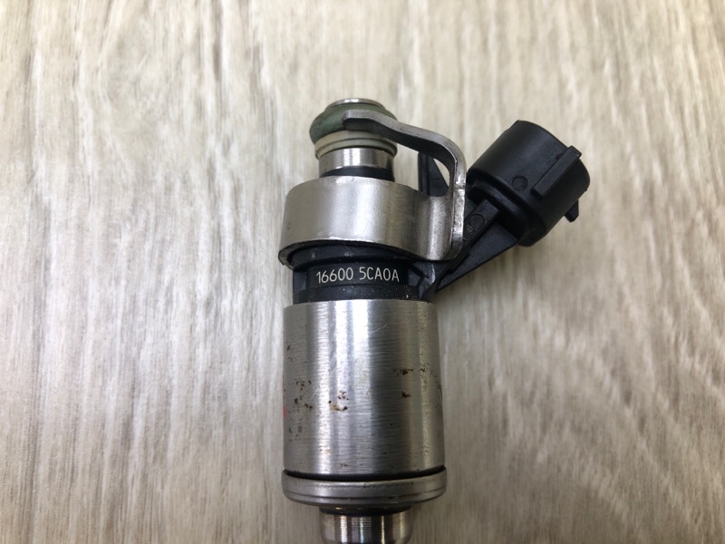 Форсунка топливная Q50 20- 2021 3.0 VR30DDTT Форсунка топливная Q50 20- 2021 3.0 VR30DDTT