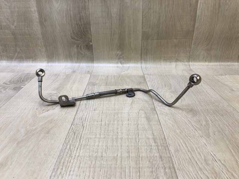 Трубка подачи масла в турбину правая INFINITI Q50 20- 2021 3.0 VR30DDTT 15192-5CA1A Б/У