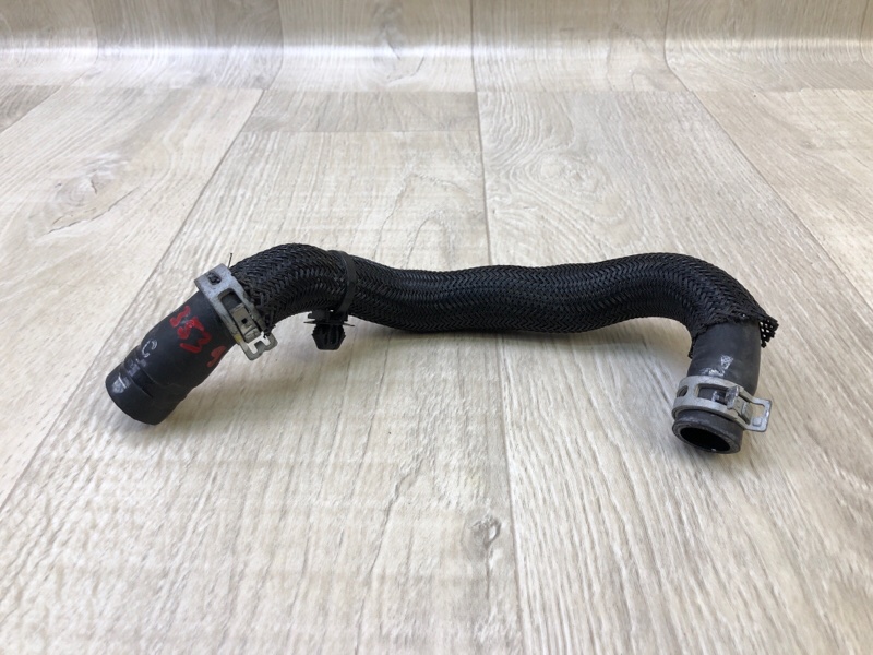 Патрубок интеркулера правый INFINITI Q50 20- 2021 3.0 VR30DDTT 215B0-5CA5A Б/У