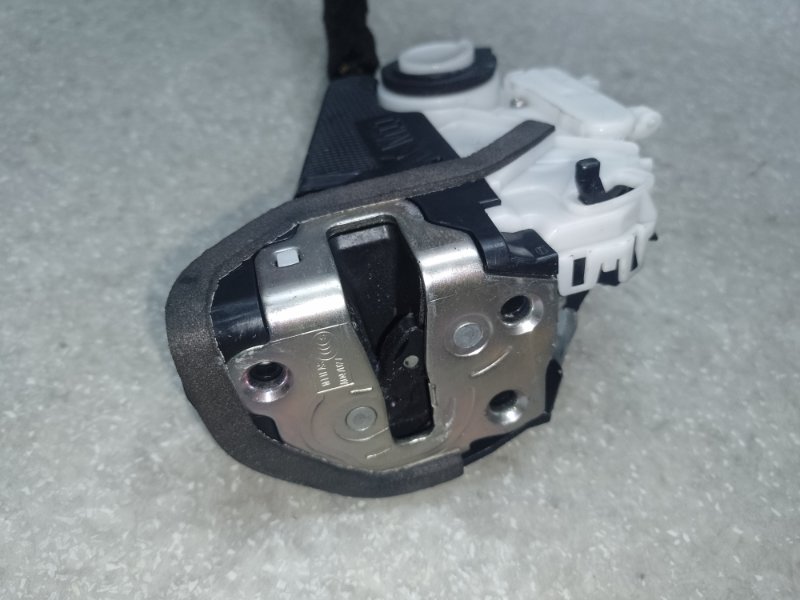 Замок двери задний левый TLX 14-17 2017 Седан 2.4