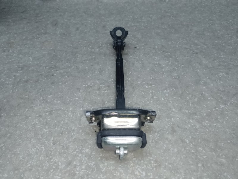 Ограничитель двери задний левый TLX 14-17 2017 Седан 2.4