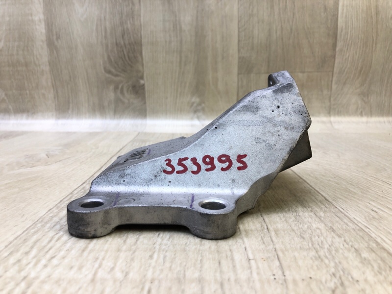 Кронштейн двигателя правый Q50 20- 2021 3.0 VR30DDTT