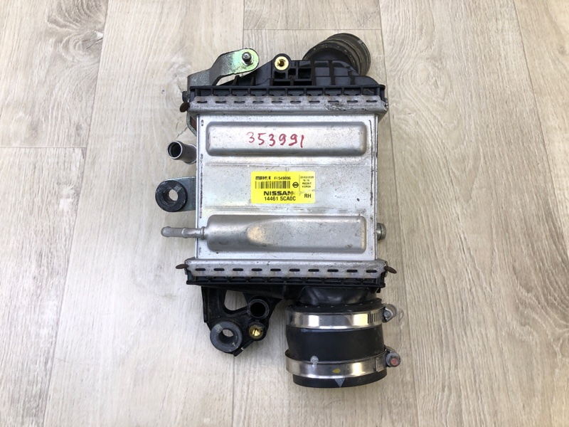 Радиатор интеркулера правый INFINITI Q50 20- 2021 3.0 VR30DDTT 14461-5CA0C Б/У