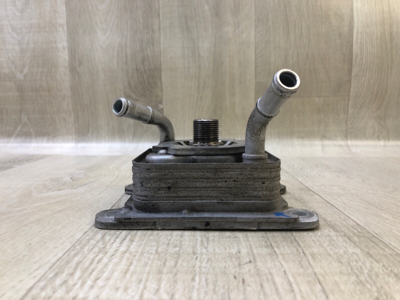 Теплообменник двигателя правый Q50 20- 2021 3.0 VR30DDTT