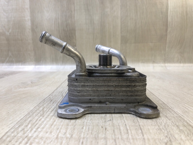 Теплообменник двигателя правый Q50 20- 2021 3.0 VR30DDTT