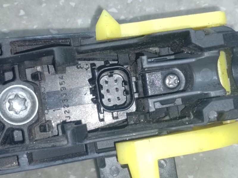 Ручка двери наружная передняя левая TOYOTA PRIUS PLUS 11-14 Ручка двери наружная передняя левая TOYOTA PRIUS PLUS 11-14