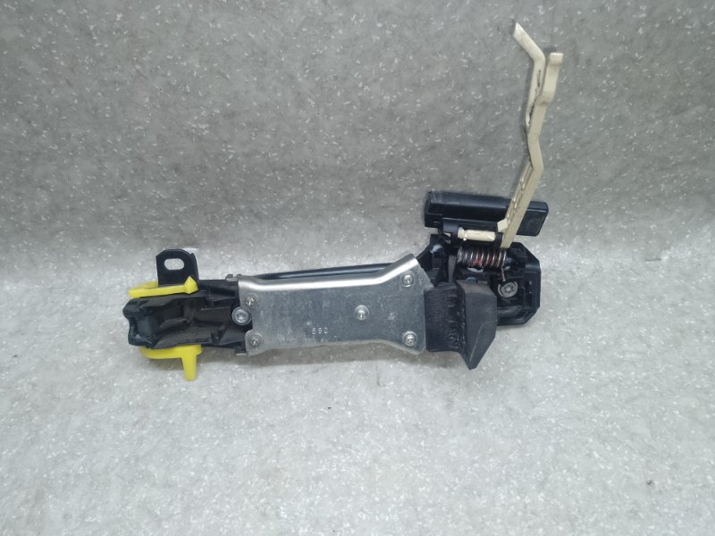 Ручка двери наружная задняя правая PRIUS PLUS 11-14 Ручка двери наружная задняя правая PRIUS PLUS 11-14