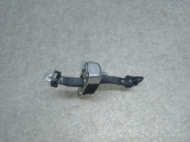 Ограничитель двери задний TOYOTA PRIUS PLUS 11-14