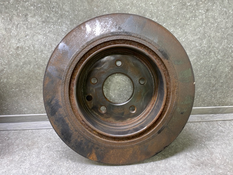 Тормозной диск задний SERENA (C26) 10-16