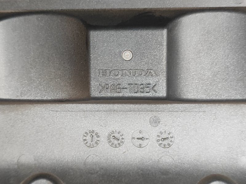 Накладка двигателя декоративная HONDA ACCORD CU8 / TSX 08-14 2.4L