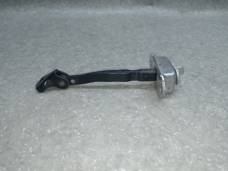 Ограничитель двери передний NISSAN TIIDA/VERSA C11 04-11