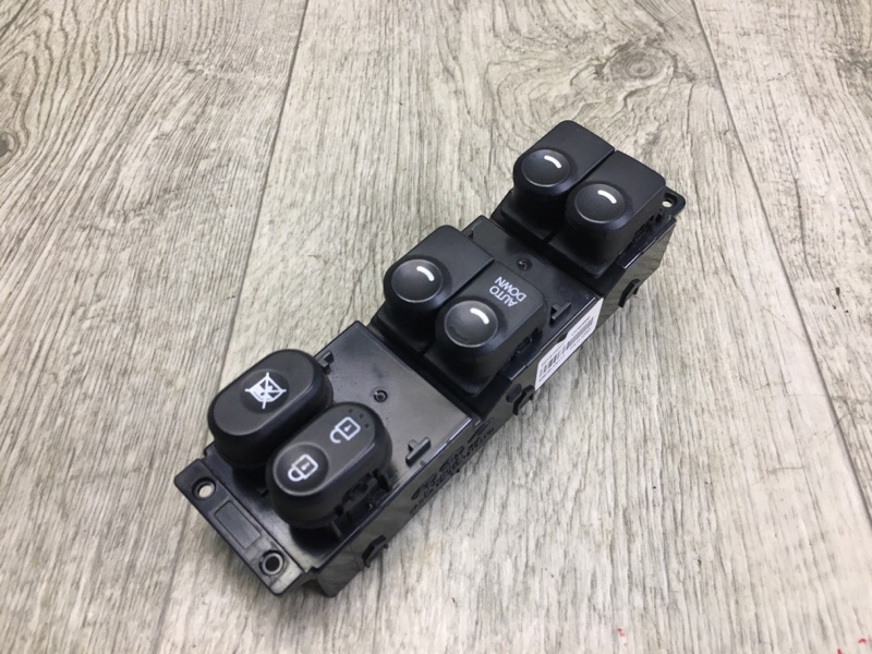 Блок управления стеклоподъемниками HYUNDAI ACCENT RB 10- 1.6 G4FD Блок управления стеклоподъемниками HYUNDAI ACCENT RB 10- 1.6 G4FD