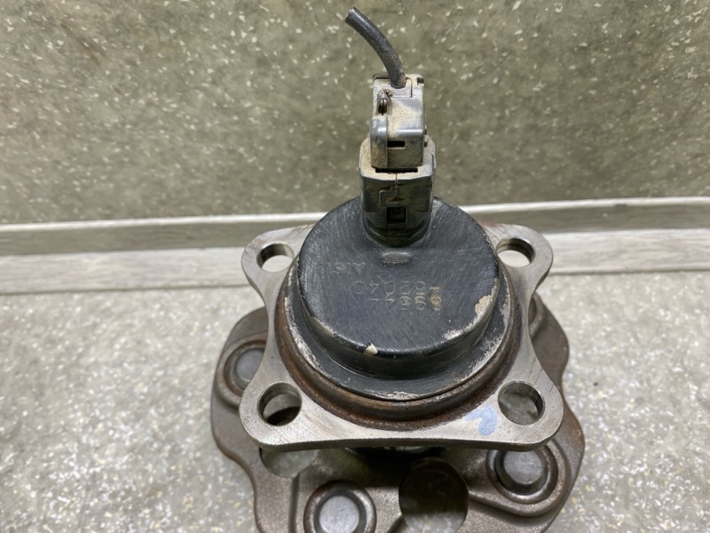 Ступица задняя TOYOTA PRIUS PLUS 11-14 Ступица задняя TOYOTA PRIUS PLUS 11-14