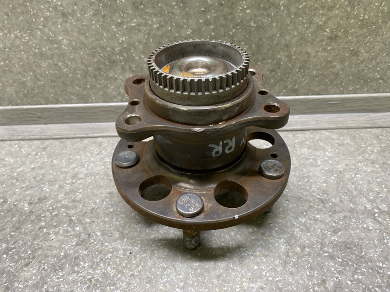 Ступица задняя ELANTRA MD 10-15