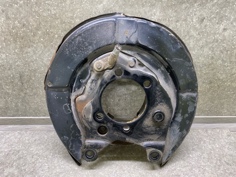 Тормозной механизм задний правый JUKE 10-19