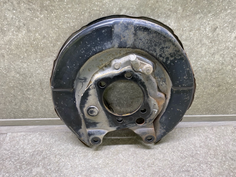 Тормозной механизм задний левый JUKE 10-19