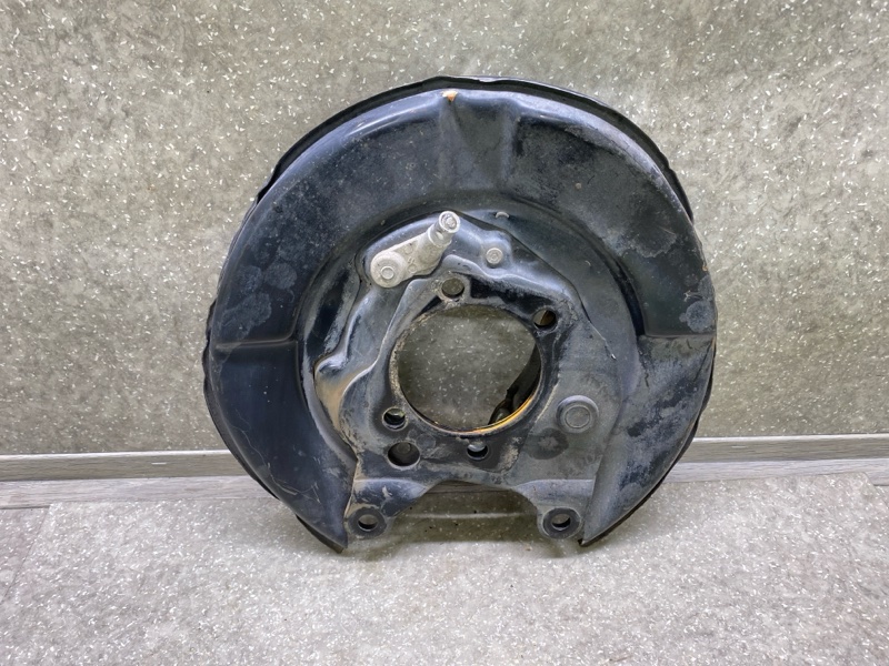 Тормозной механизм задний правый JUKE 10-19