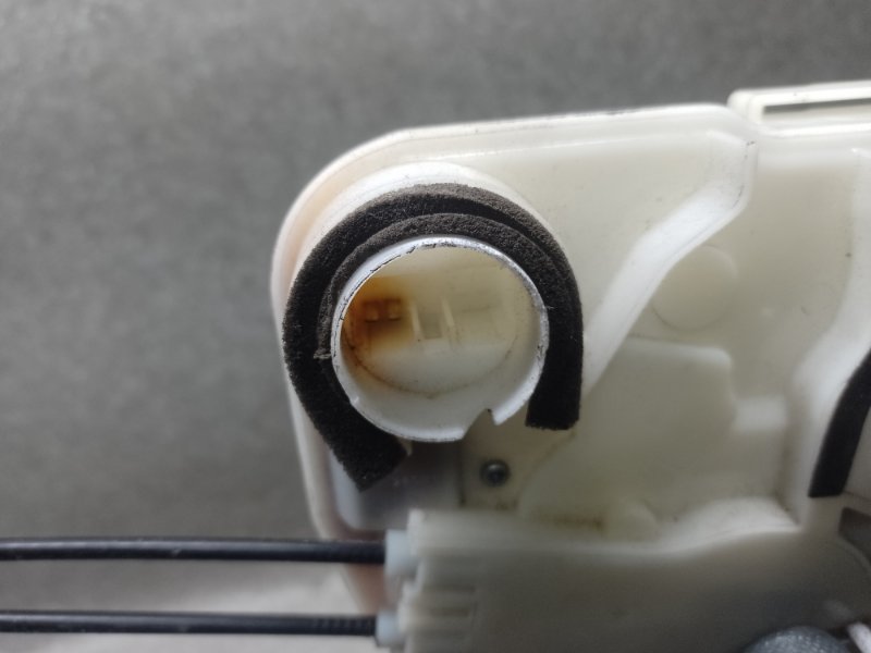 Замок двери задний правый OUTLANDER GF 12-