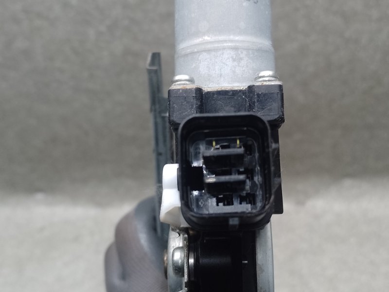 Стеклоподъемник задний правый OUTLANDER GF 12-