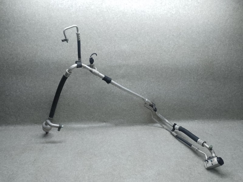 Трубка кондиционера SORENTO UM 14- 2017 2.4 G4KJ Трубка кондиционера SORENTO UM 14- 2017 2.4 G4KJ