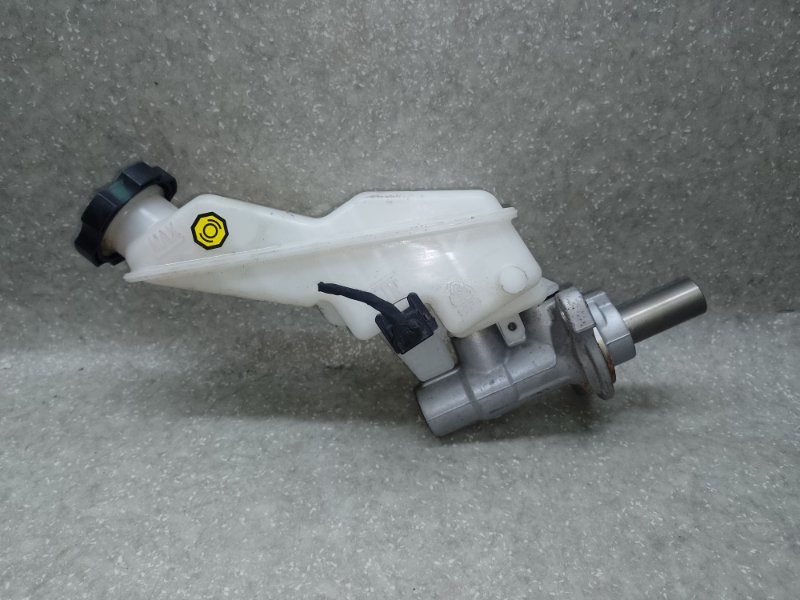 Главный тормозной цилиндр KIA SORENTO UM 14- 2.4 G4KJ