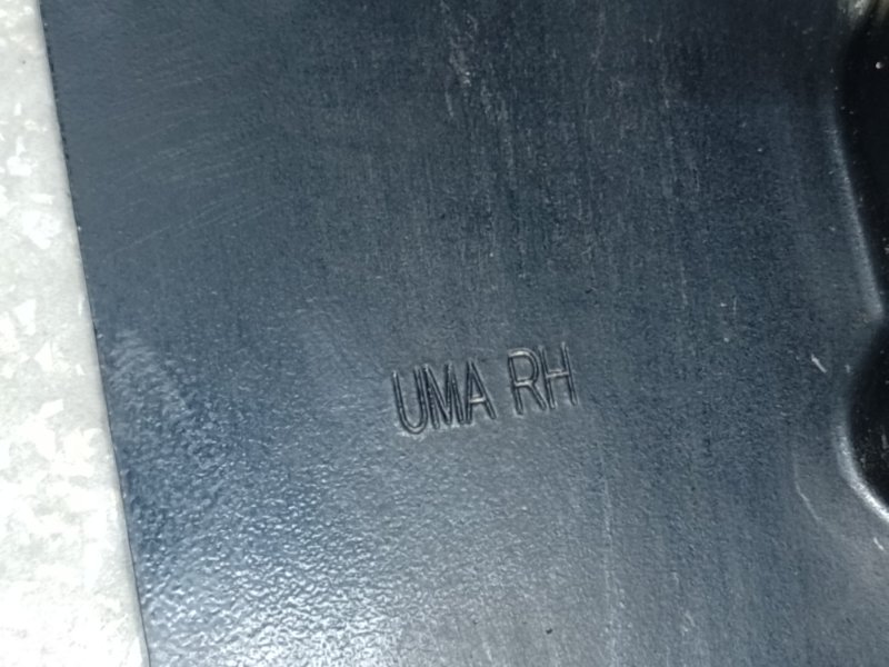 Петля капота правая SORENTO UM 14- 2017 2.4 G4KJ Петля капота правая SORENTO UM 14- 2017 2.4 G4KJ