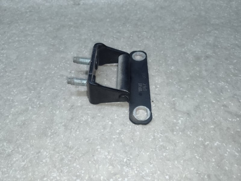 Петля крышки багажника левая KIA SORENTO UM 14- 2.4 G4KJ