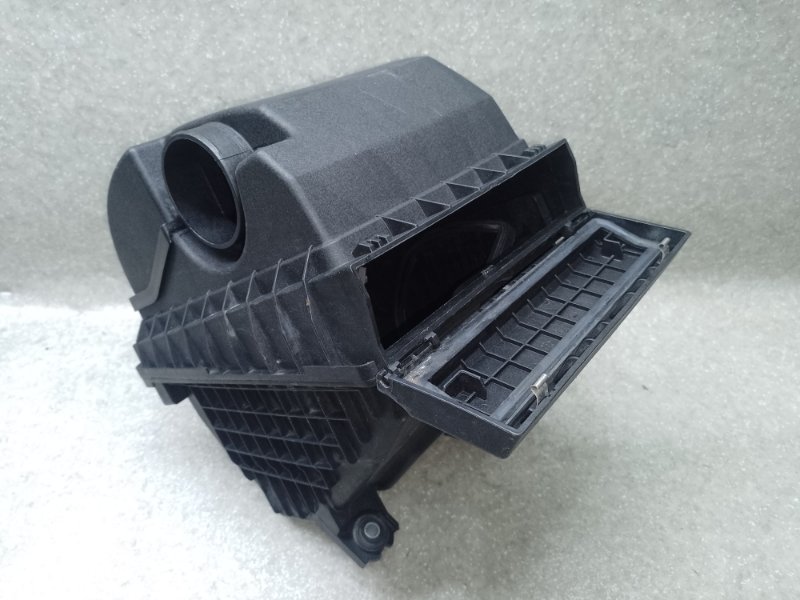 Корпус воздушного фильтра KIA SORENTO UM 14- 2017 2.4 G4KJ 28110-C6100 Б/У