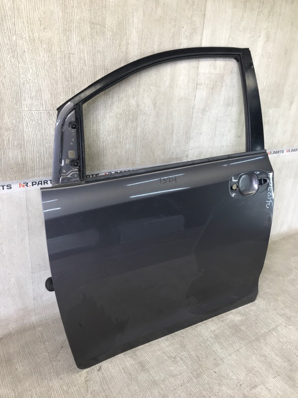 Дверь передняя левая SIENNA 11-16 2014 3.5 2GR-FE