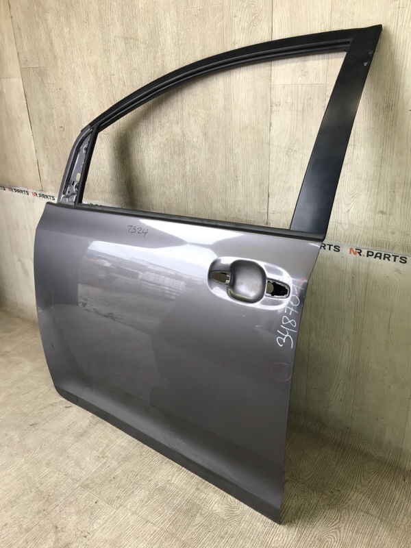 Дверь передняя левая TOYOTA SIENNA 11-16 3.5 2GR-FE