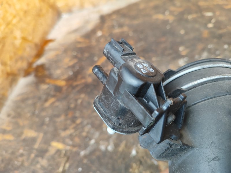 Патрубок воздушного фильтра CAMRY 55 14-17 2014 2.5 2ARFE Патрубок воздушного фильтра CAMRY 55 14-17 2014 2.5 2ARFE