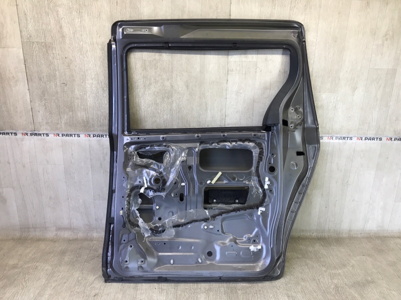 Дверь боковая сдвижная правая SIENNA 11-16 2014 3.5 2GR-FE