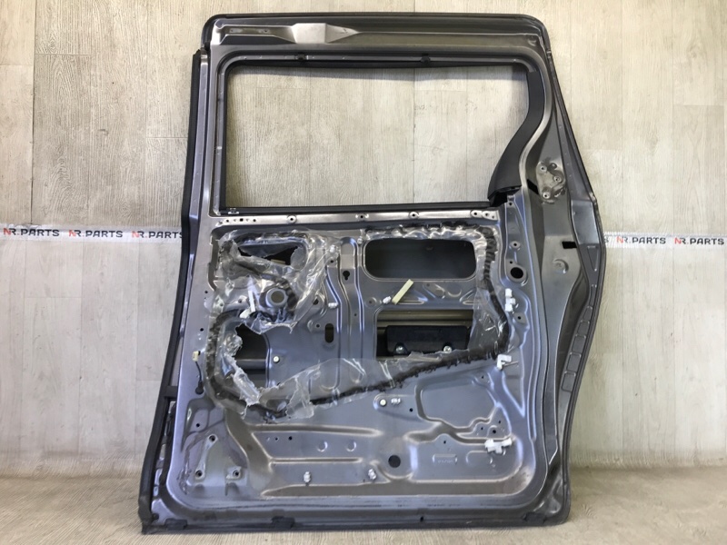 Дверь боковая сдвижная правая SIENNA 11-16 2014 3.5 2GR-FE