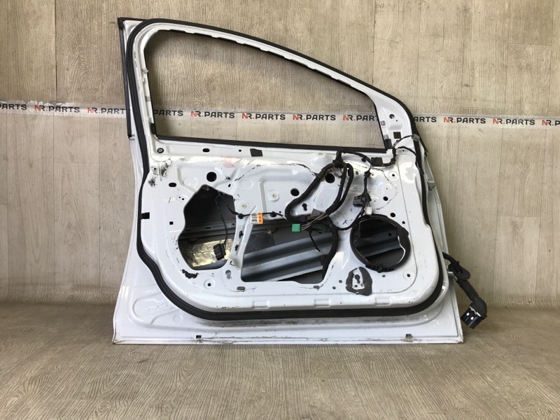 Дверь передняя левая FOCUS 10-18 2014 2.0 C20HDEX