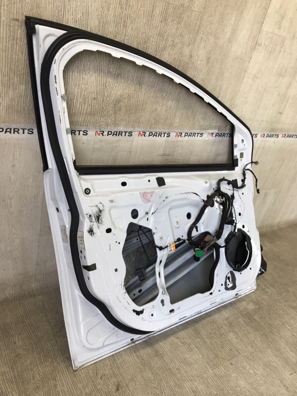 Дверь передняя левая FOCUS 10-18 2014 2.0 C20HDEX