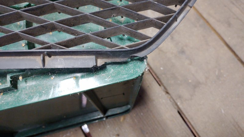 Решетка переднего бампера 6 GG 02-07