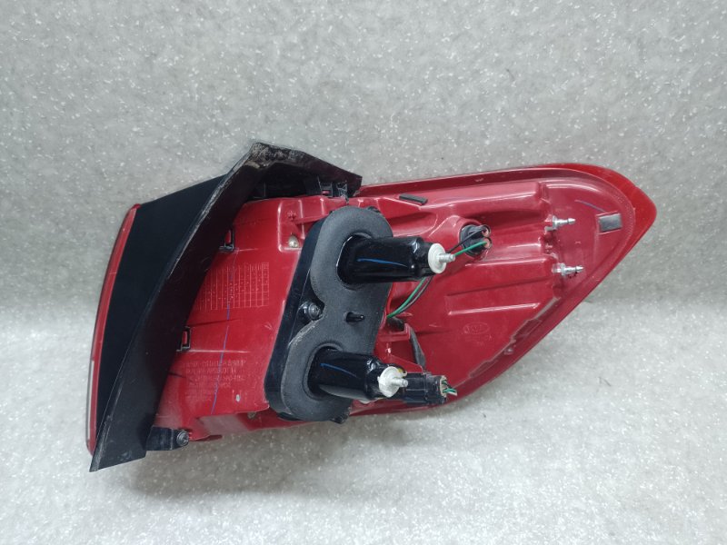 Фонарь наружный левый SORENTO UM 14- 2017 2.4 G4KJ Фонарь наружный левый SORENTO UM 14- 2017 2.4 G4KJ