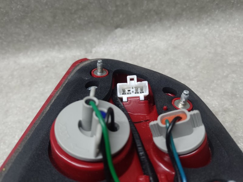 Фонарь внутренний правый SORENTO UM 14- 2017 2.4 G4KJ