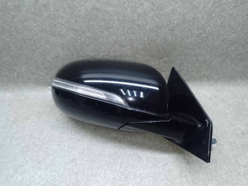 Зеркало правое KIA SORENTO UM 14- 2.4 G4KJ