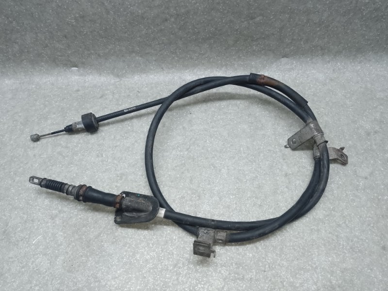 Трос стояночного тормоза правый KIA SORENTO UM 14- 2017 2.4 G4KJ 59770-C6000 Б/У