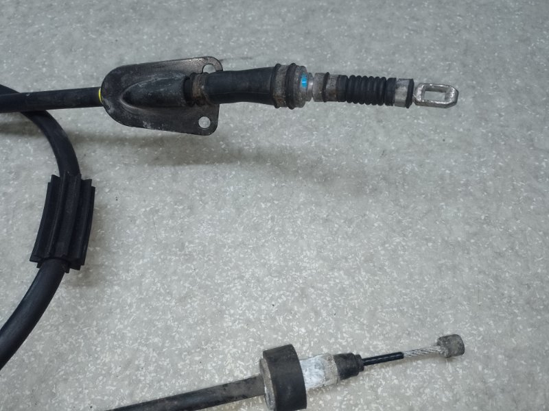 Трос стояночного тормоза левый SORENTO UM 14- 2017 2.4 G4KJ