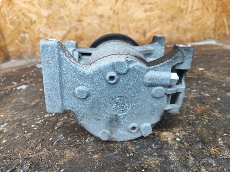 Компрессор кондиционера GRAND CHEROKEE 11-22 2016 WK2 ERC 3.6L Компрессор кондиционера GRAND CHEROKEE 11-22 2016 WK2 ERC 3.6L