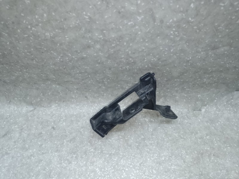 Кронштейн переднего бампера левый KIA SORENTO UM 14- 2.4 G4KJ