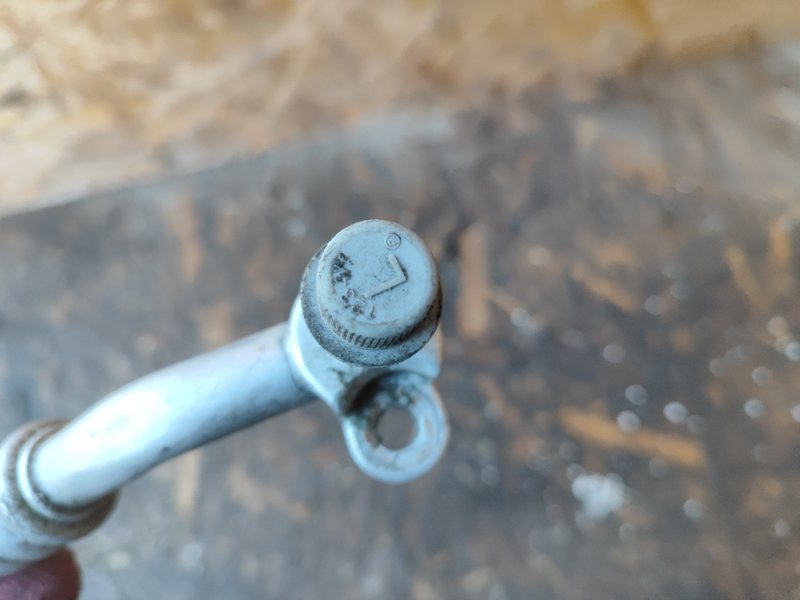 Трубка кондиционера GRAND CHEROKEE 11-22 2016 WK2 ERC 3.6L Трубка кондиционера GRAND CHEROKEE 11-22 2016 WK2 ERC 3.6L