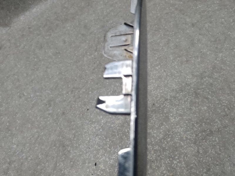 Молдинг бампера передний правый TEANA J31 03-07