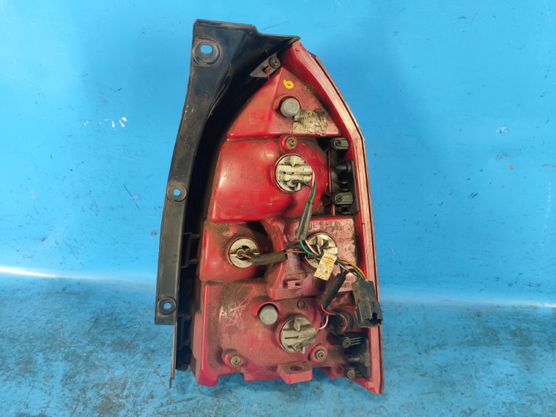 Фонарь наружный левый TUCSON 04-10