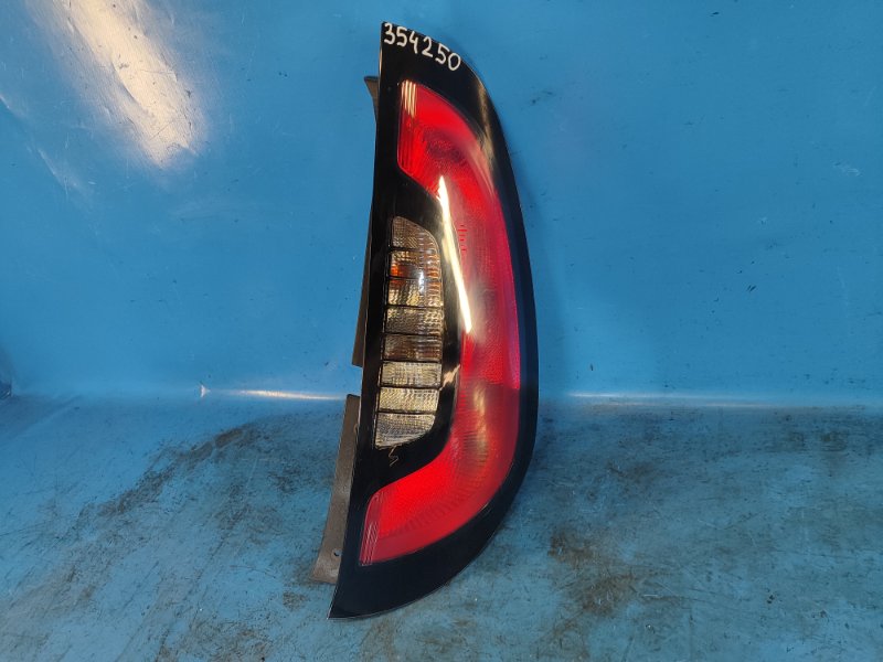 Фонарь наружный правый KIA SOUL PS 13-19 2014 1.6 G4FD 92402-B2010 Б/У