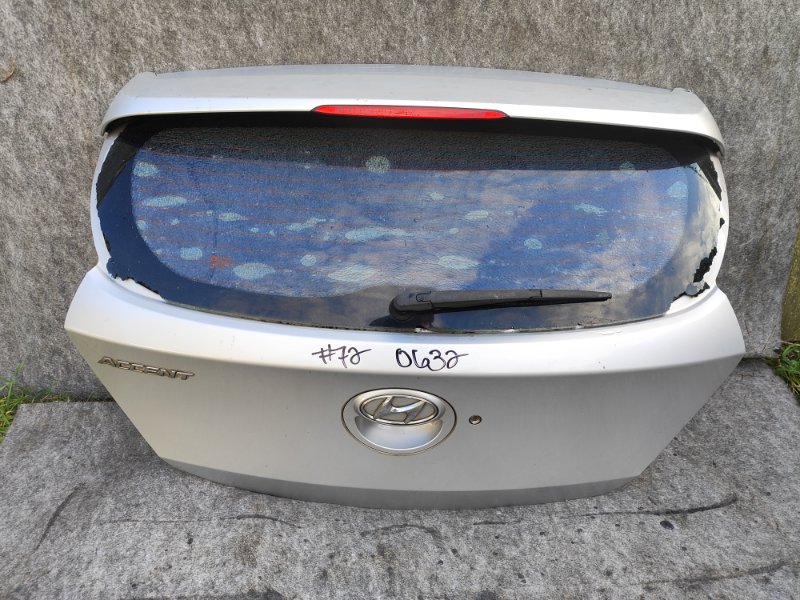 Крышка багажника HYUNDAI ACCENT RB 10- 2011 ХЭТЧБЭК 1.6 G4FD 73700-1R240 Б/У