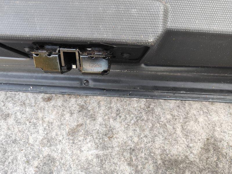 Крышка багажника COMPASS 06-16 2014 2.0 ECN Крышка багажника COMPASS 06-16 2014 2.0 ECN