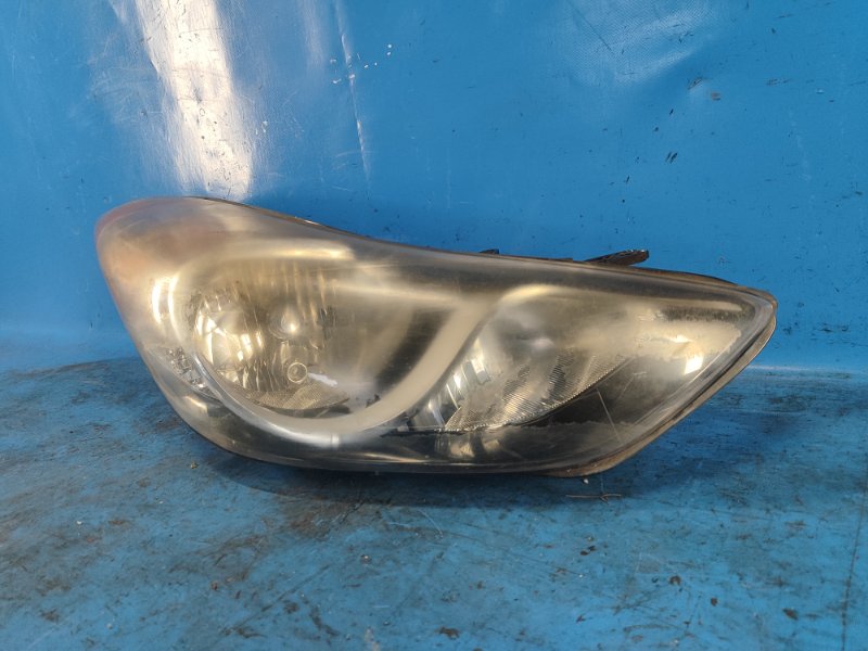 Фара правая HYUNDAI ELANTRA MD 10-15